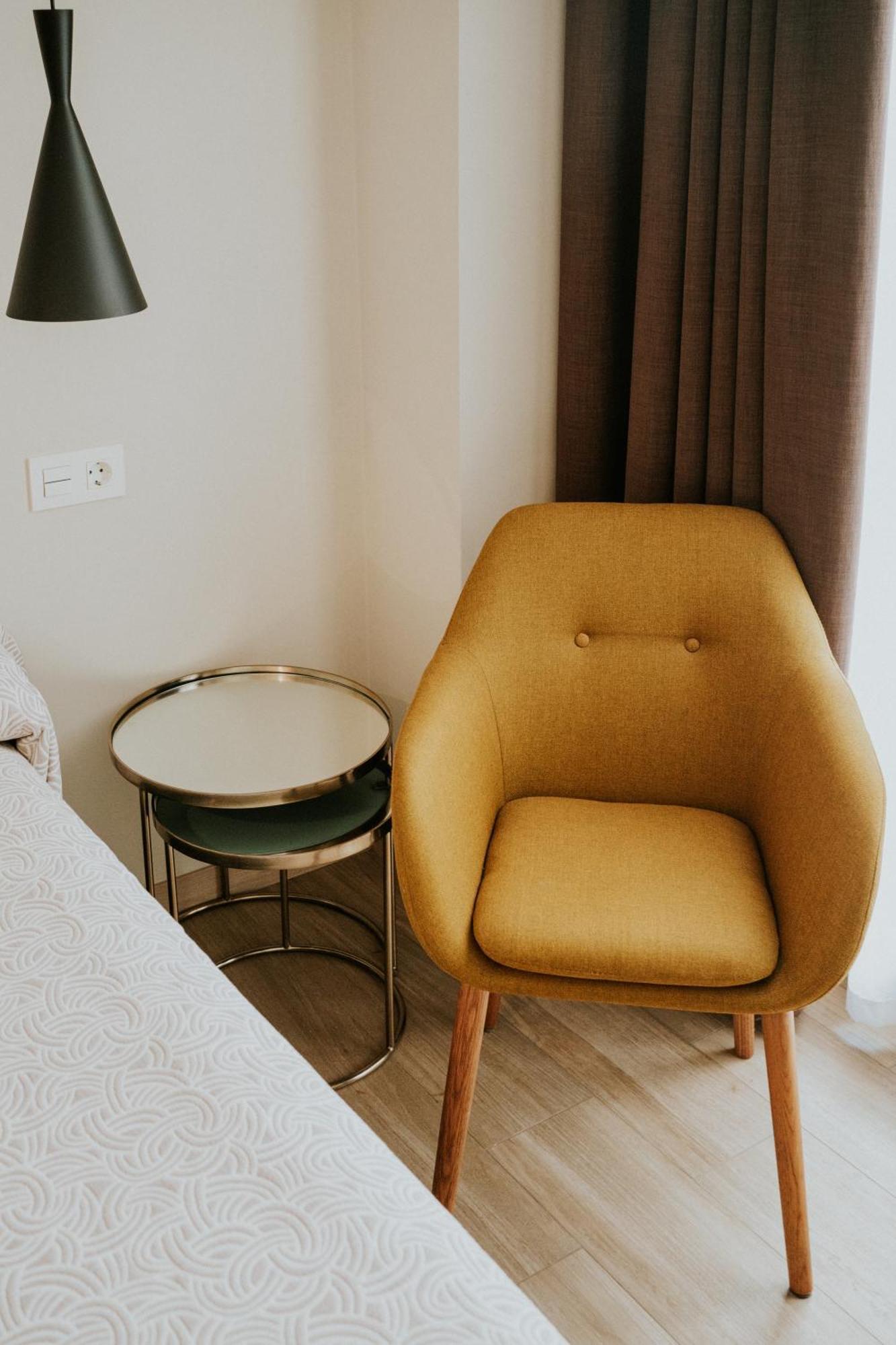 Apartamentos Levante - Mares Torre Del Mar Esterno foto
