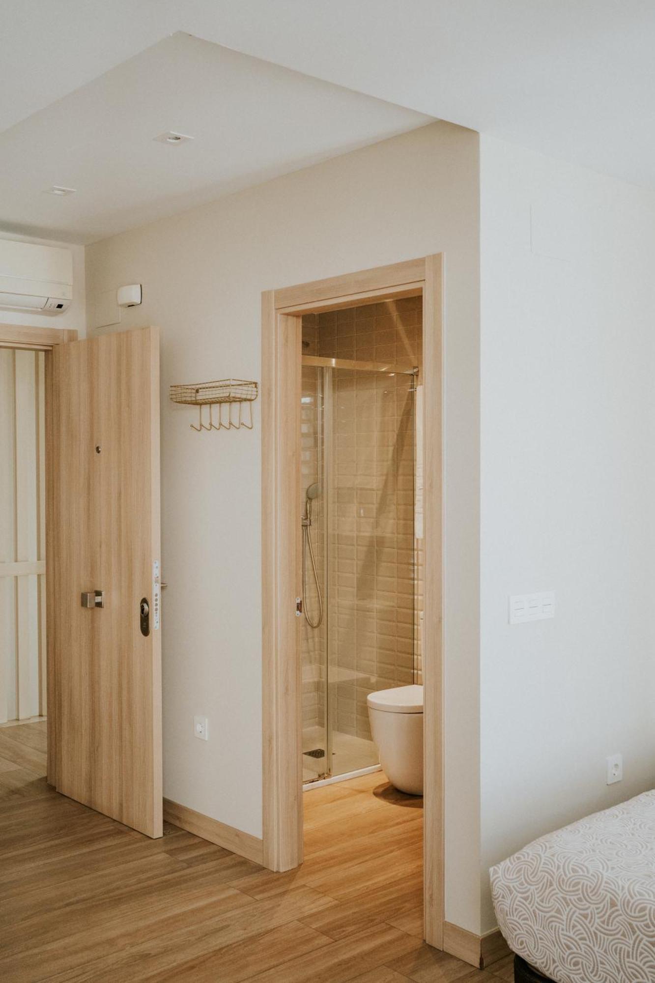 Apartamentos Levante - Mares Torre Del Mar Esterno foto